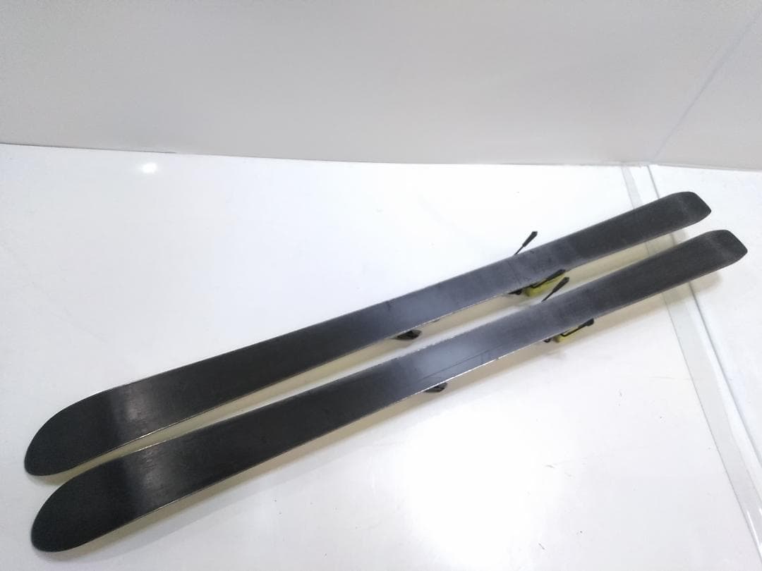 ジュニアスキー4点セット ロシニョール 130cm ブーツ 22cm ◇