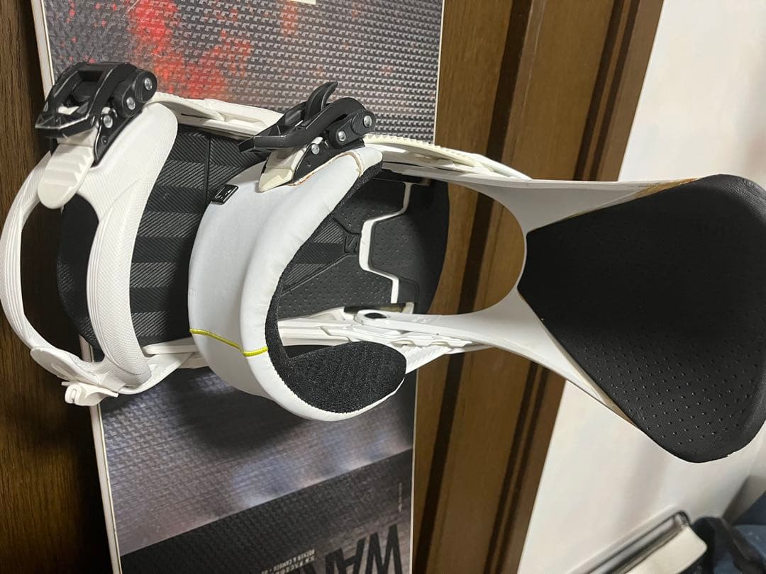 スノーボード NEVER SUMMER SALOMONビンディング付