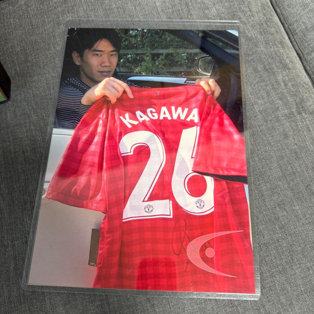 香川真司　直筆サインユニフォーム　マンチェスターユナイテッド　26番　ダグアウト