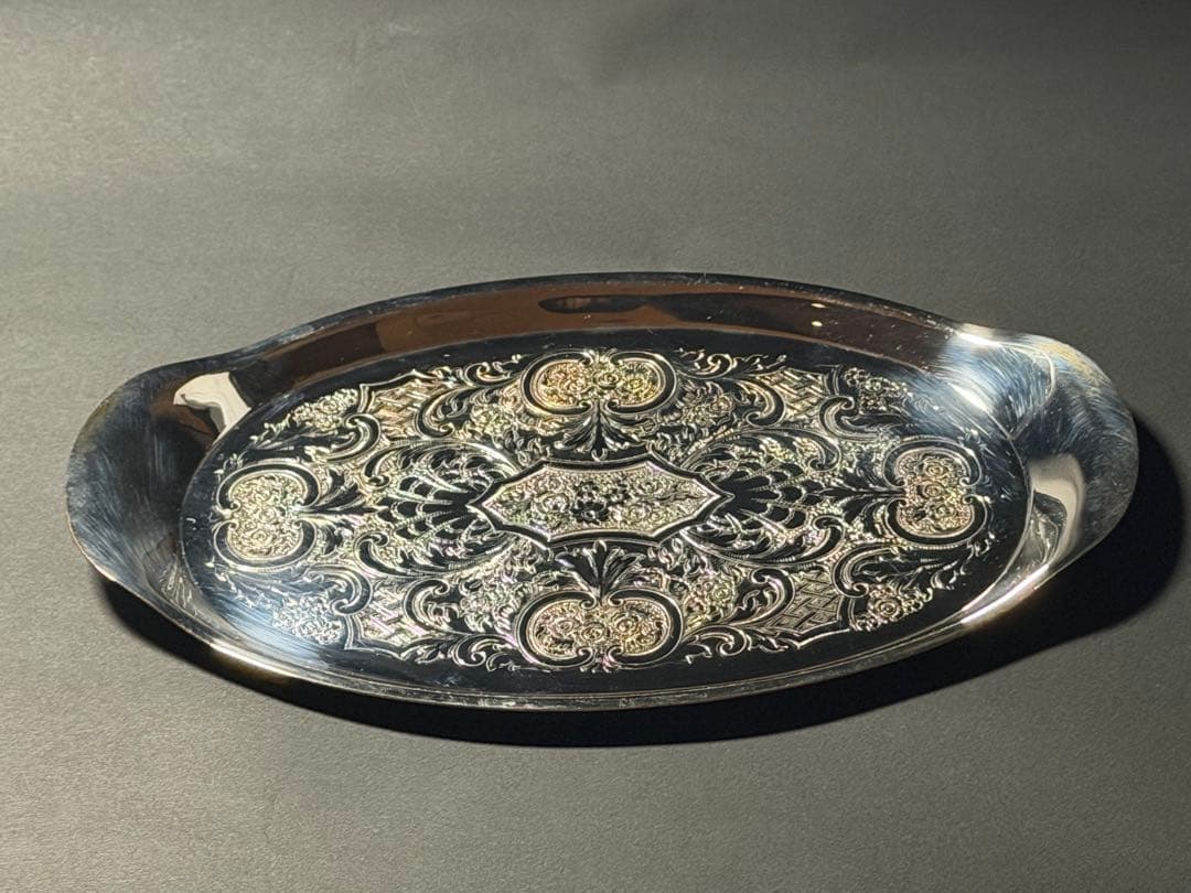 【貴重品】マッピン&ウェッブ　装飾彫刻の楕円形トレー