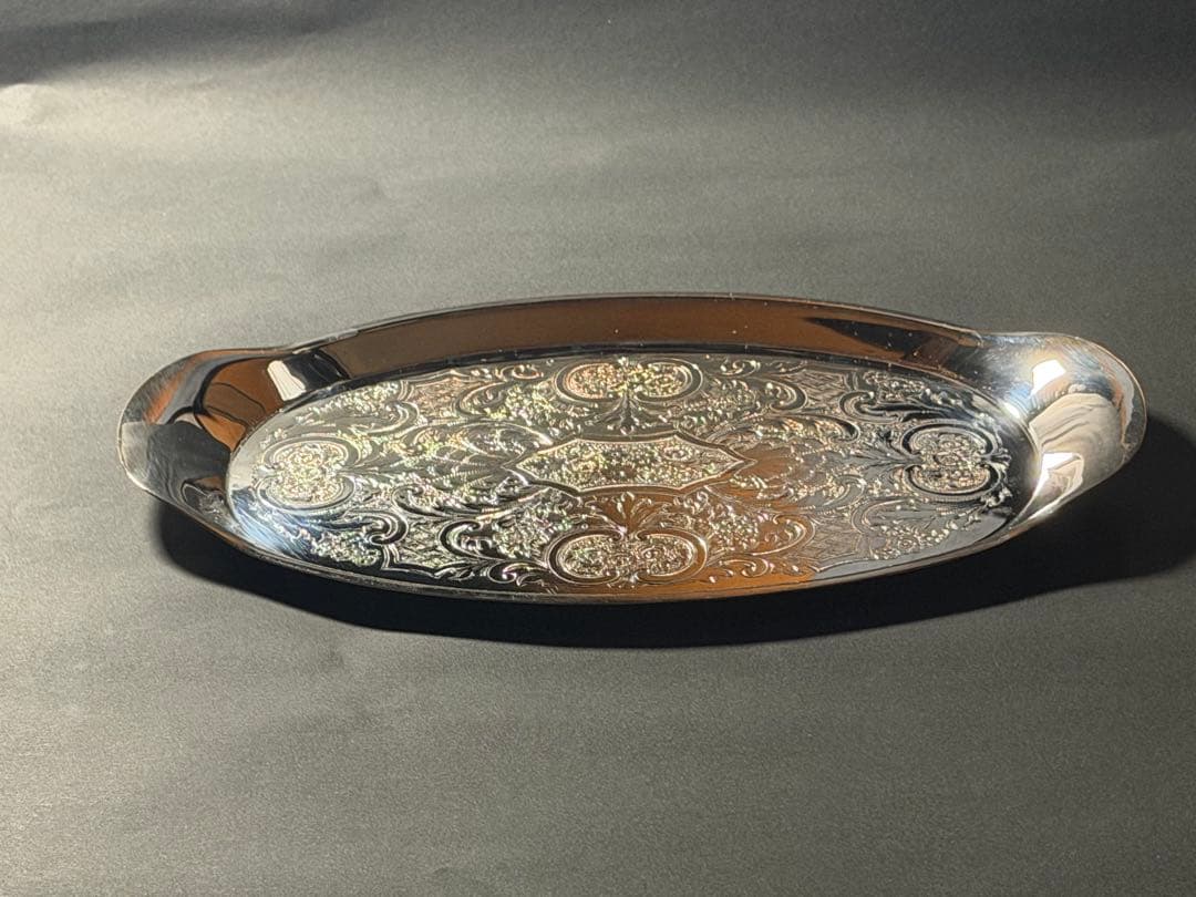 【貴重品】マッピン&ウェッブ　装飾彫刻の楕円形トレー