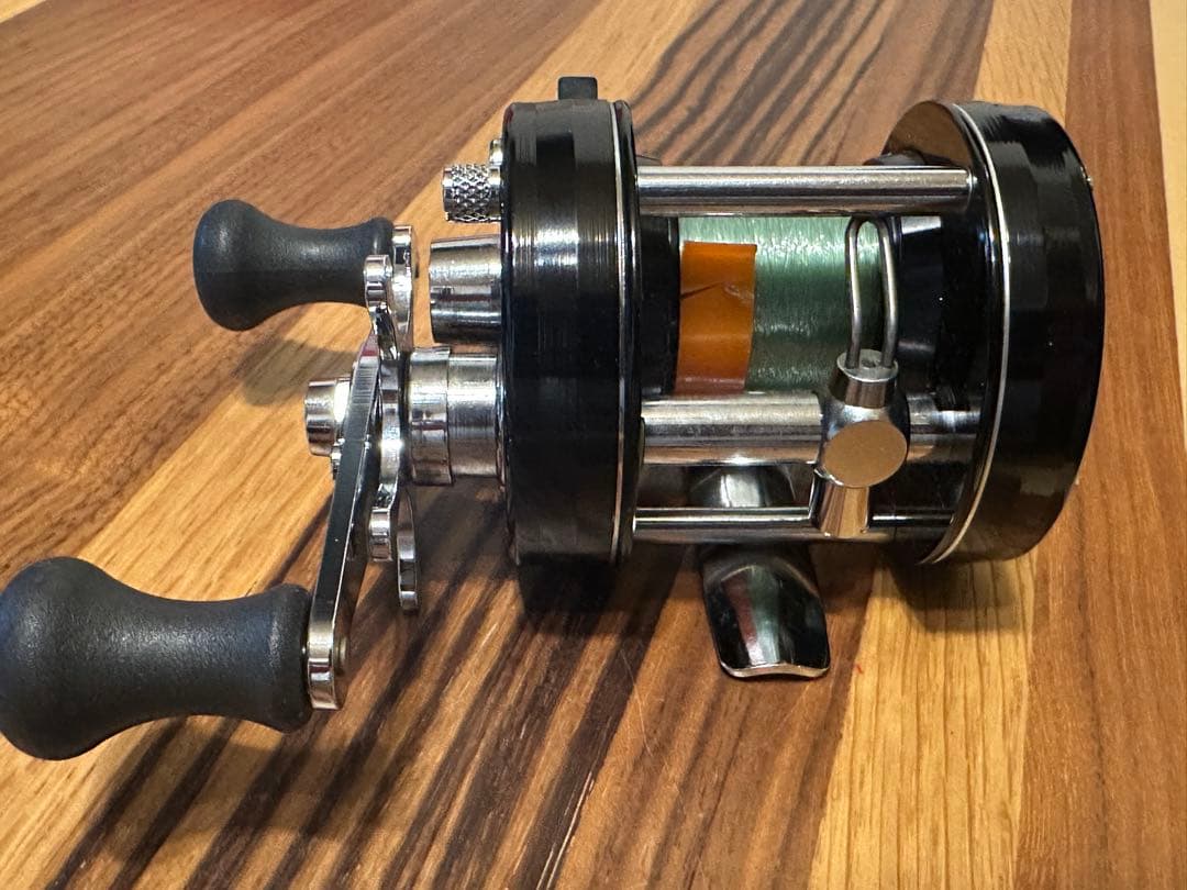 ABU Ambassadeur 2500C アブ アンバサダー ブラック リール