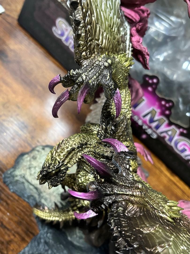 クリエイターズモデル　天迴龍シャガルマガラ