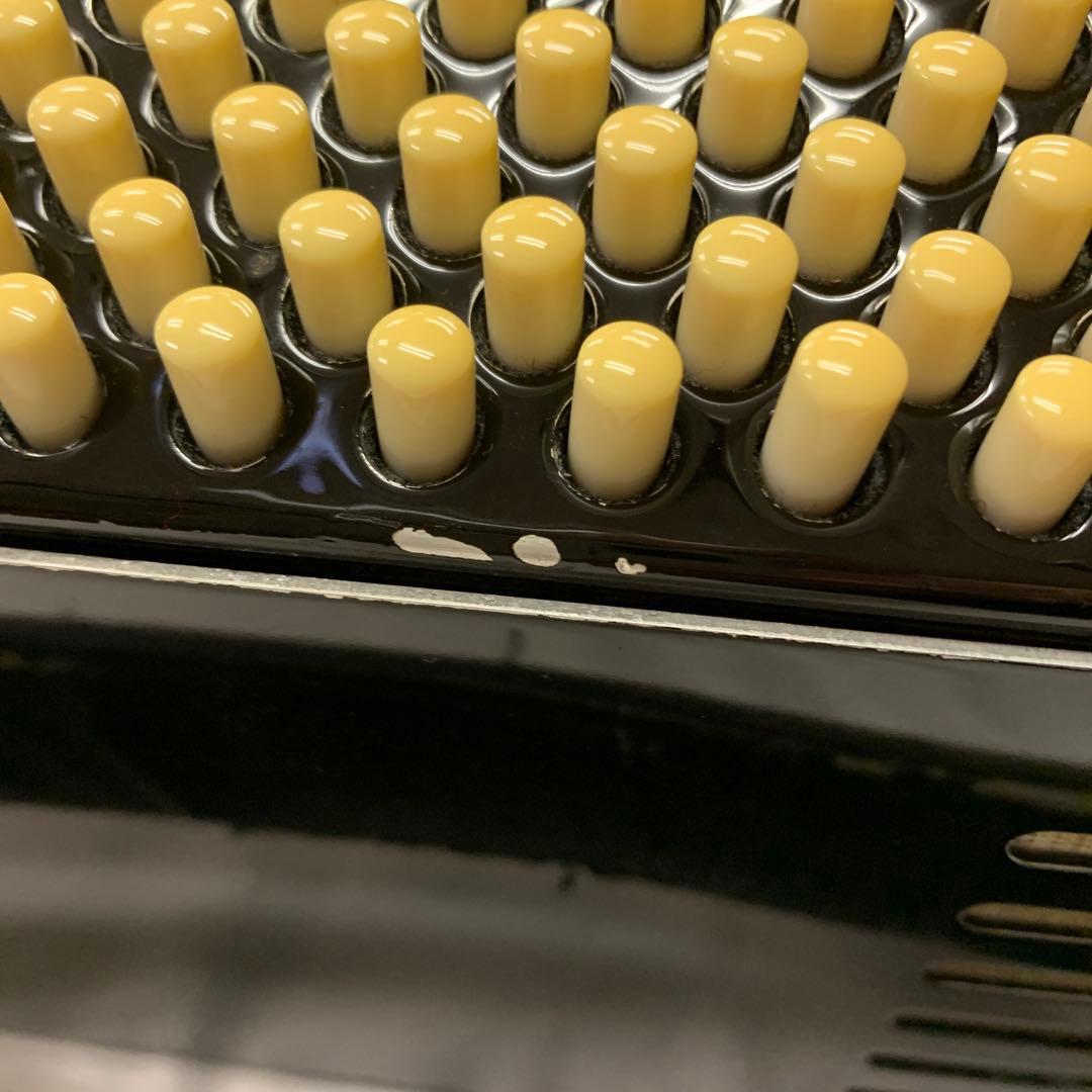 Hohner Bravo III 72 アコーディオン　 34鍵 72ベース