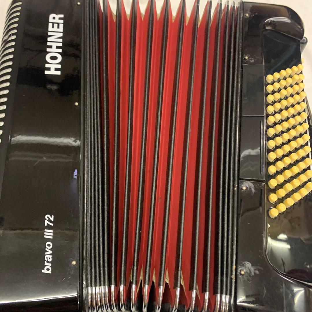 Hohner Bravo III 72 アコーディオン　 34鍵 72ベース