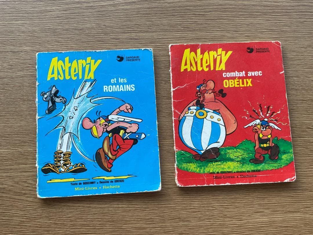 アステリックス・珍しいミニブック ★ フランス語・人形