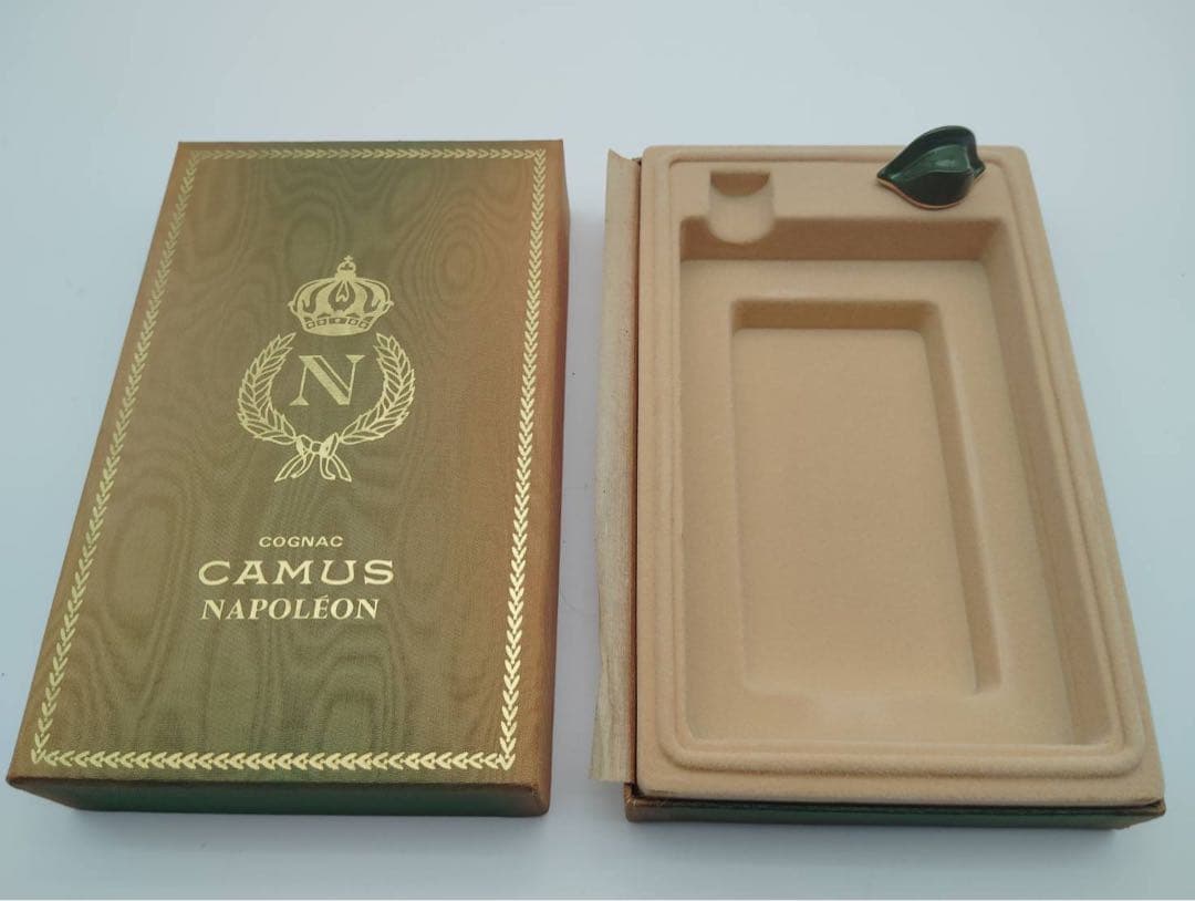 CAMUS カミュ ナポレオンブック コニャック 陶器ボトル 未開栓 緑