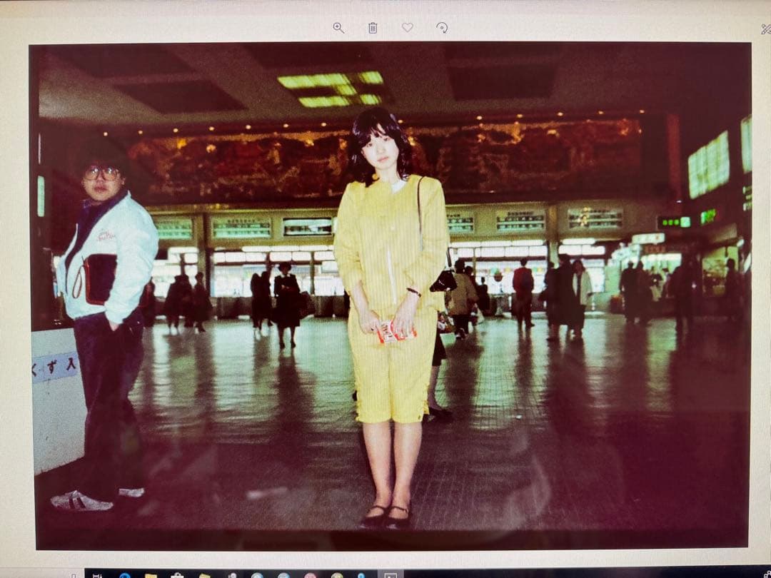 中森明菜 直筆サイン入りデビュー告知ポスター