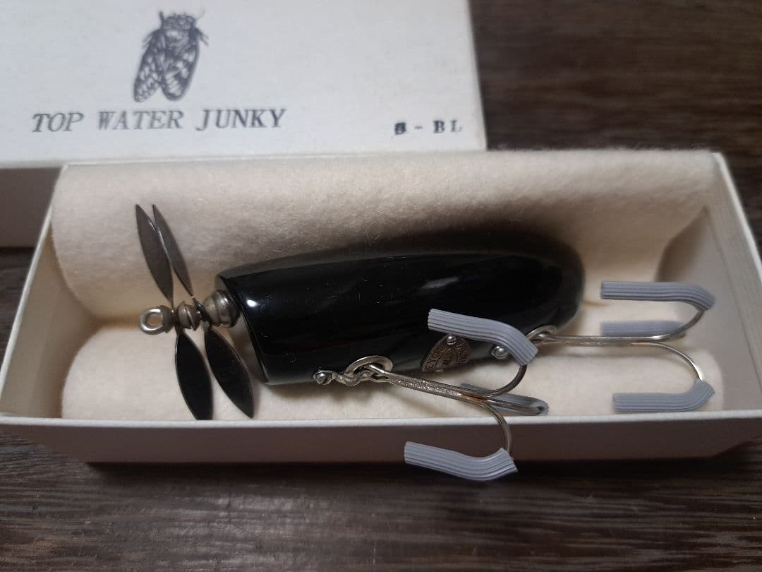 レア　漆塗り　トップウォータージャンキー　ミルヘッドターキー　KURO　黒