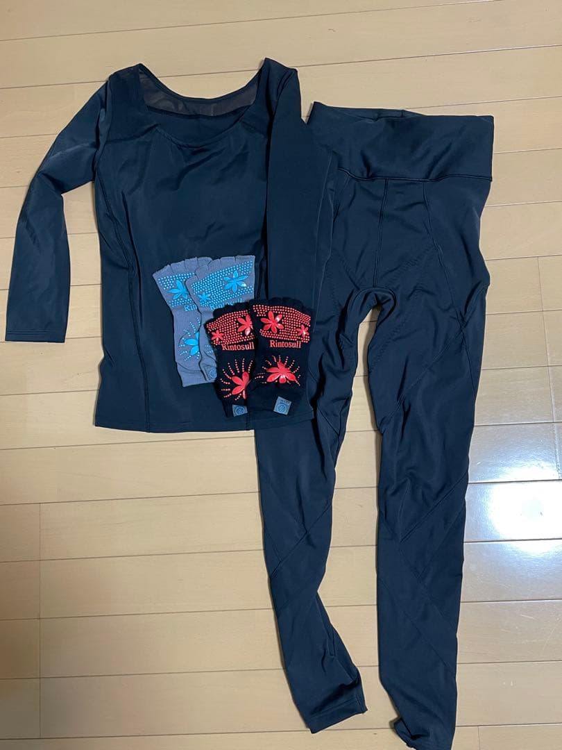 [Rintosull]パーフェクトフォーム上下セット Mサイズ 4点セット