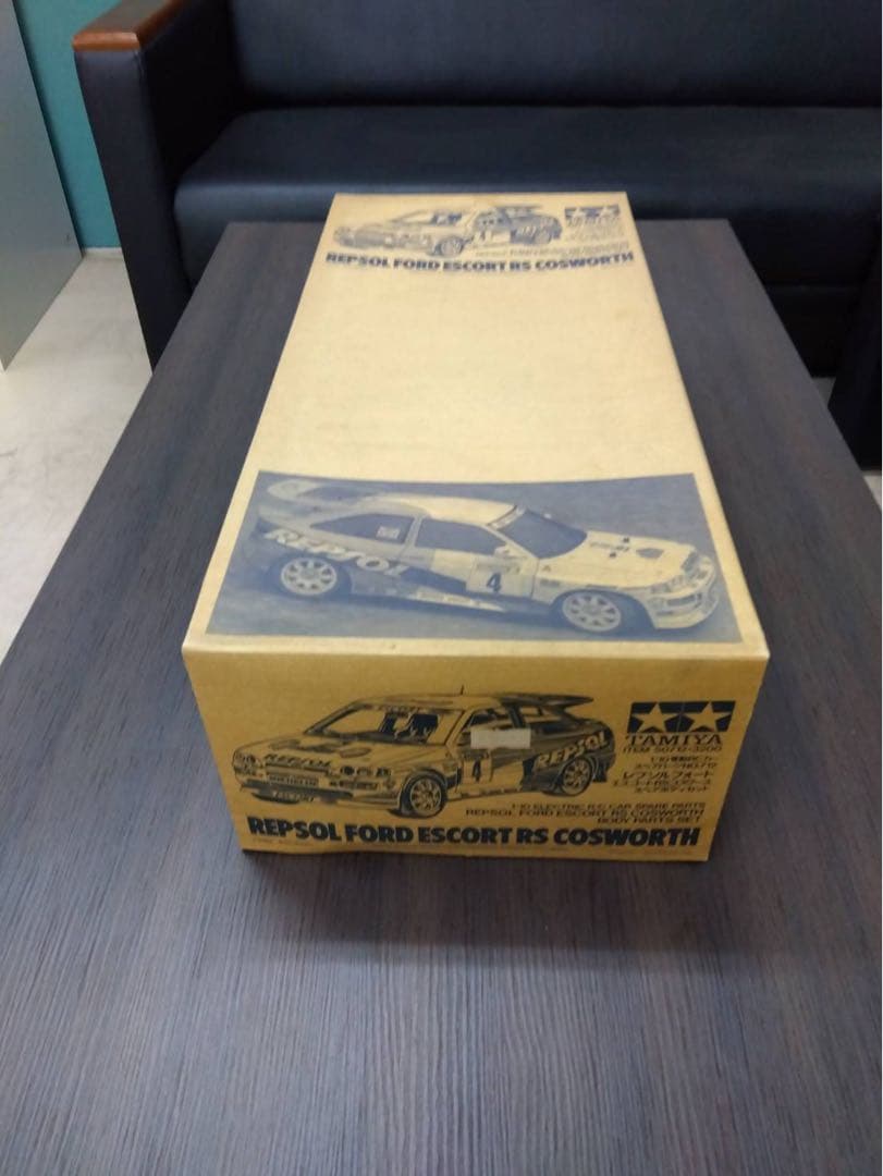タミヤレプソルフォードエスコートRSラジコンボディ