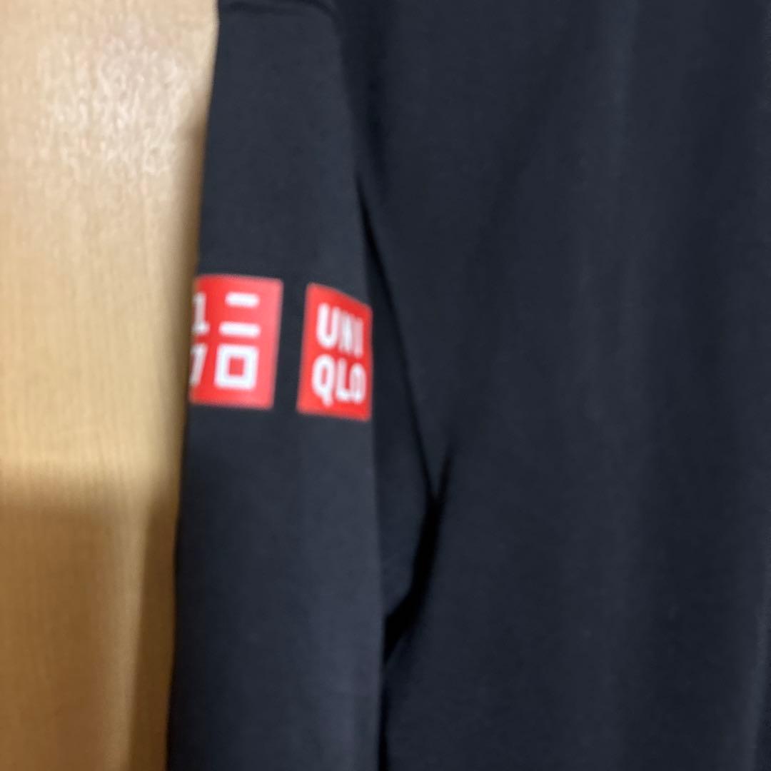 ユニクロ　テニスジャージ　L