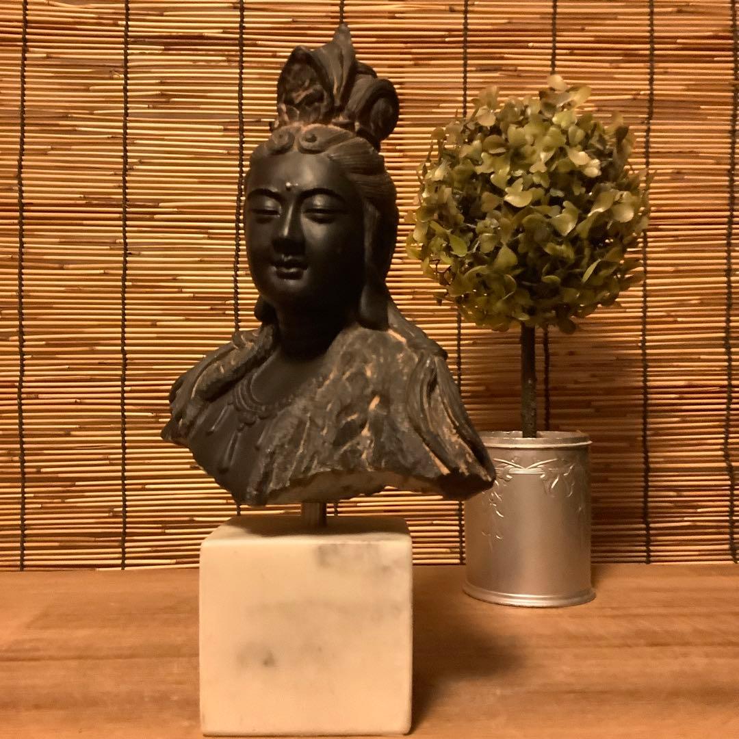 古玩・石像「観音菩薩胸像」仏教美術・観音経・般若心経・功徳・石彫り