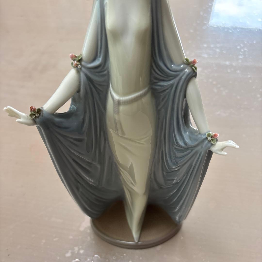 ふみふみ　LLADRO リヤドロ　 モンテカルロの貴婦人