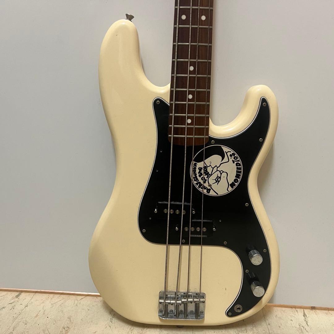 フェンダー　プレシジョンベース