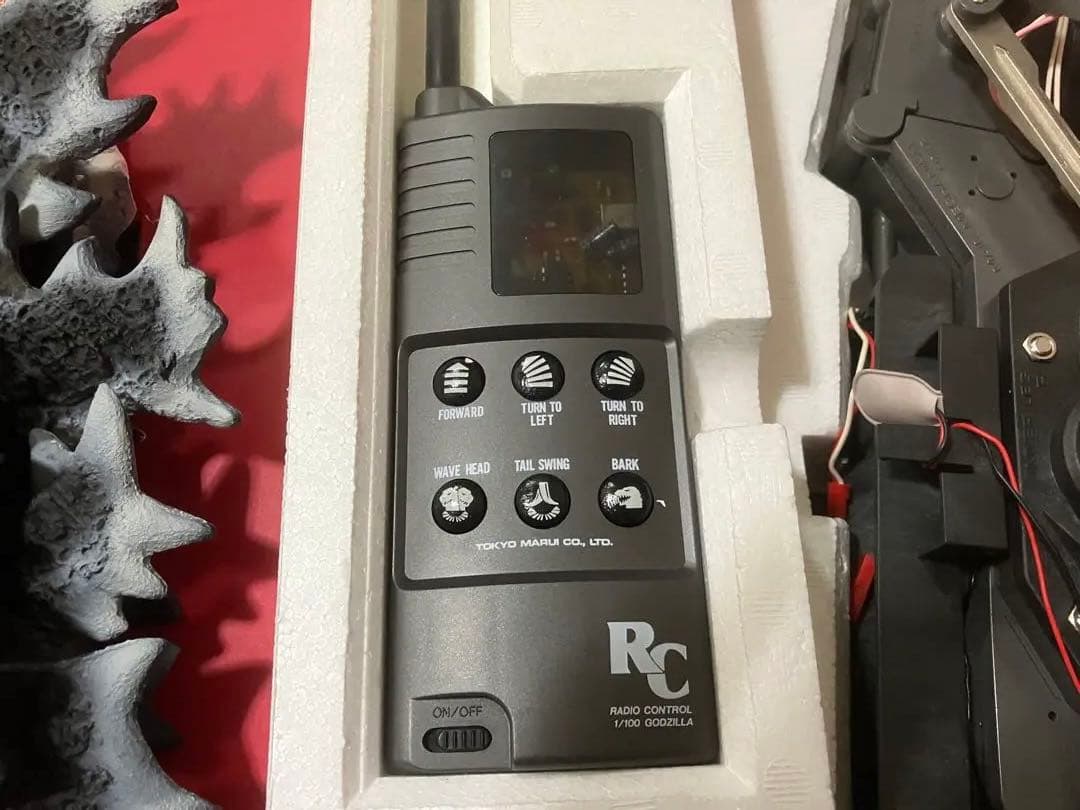 未組み立て東京マルイゴジラ
