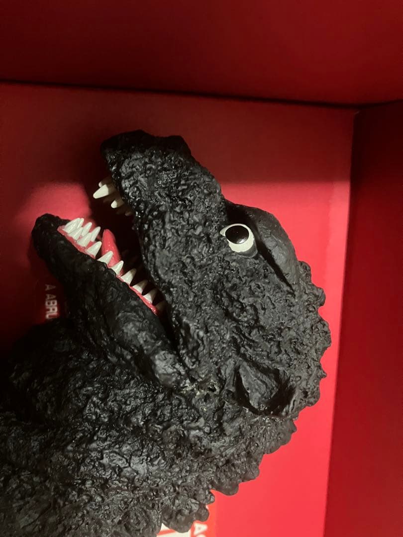 未組み立て東京マルイゴジラ