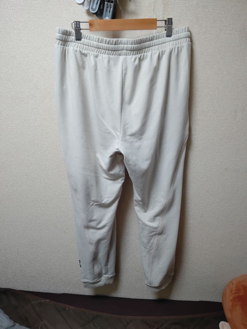 OnスウェットジョガーパンツメンズМ　オフホワイト