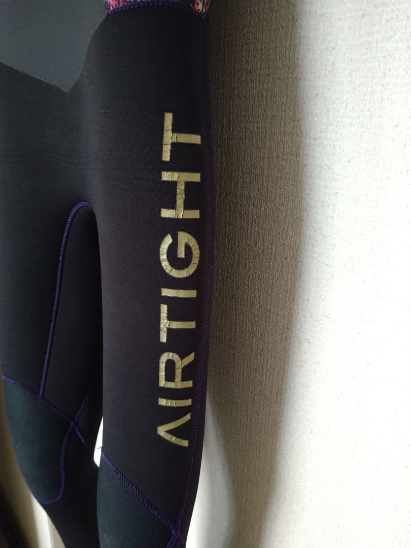 AIRTIGHT　セミドライ　ウェットスーツ　レディース　S 5mm/3mm