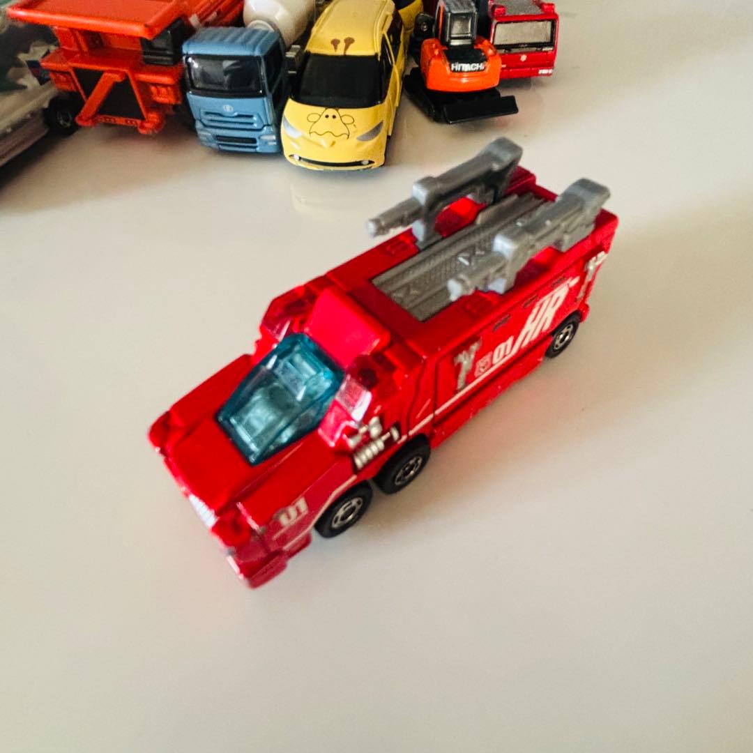 トミカ働く車、建設車両、 ミスドキャラクターcar その他セット　60台