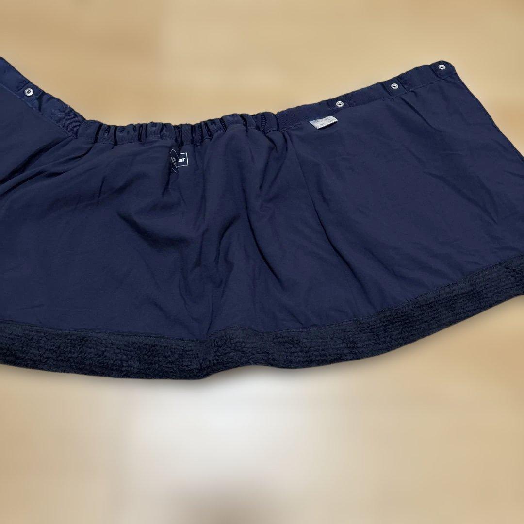 美品‼️バボラ　ネイビー　ファースコート　もこもこ　テニス　ボア素材