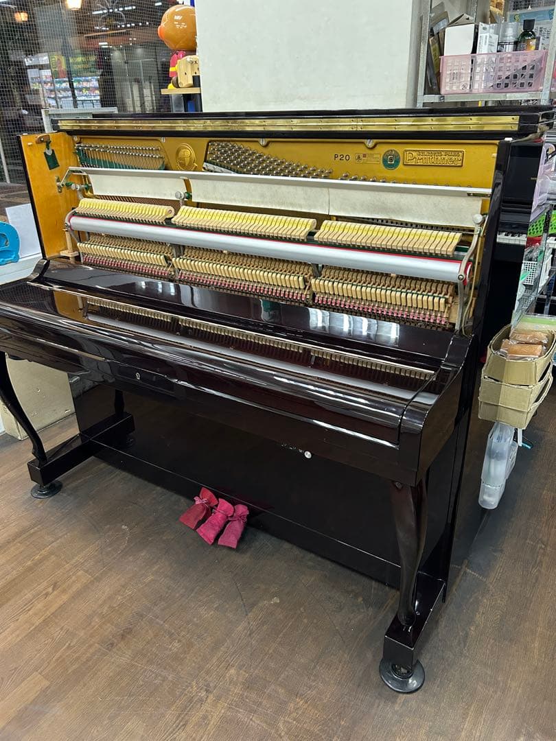 超価格、国産プルッナーピアノ、P20、人気のサイレント付、高級マホガニー、1台限