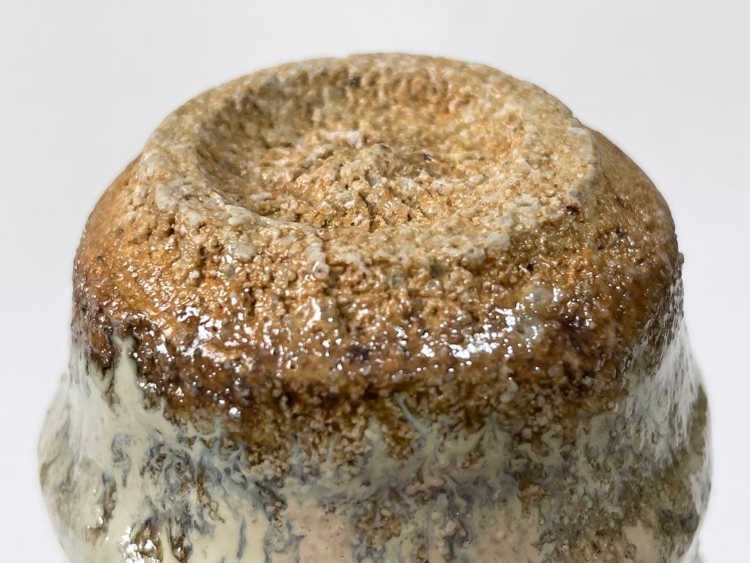 陶芸家　作家物　岡本作礼　斑唐津　ぐい呑　酒器　酒盃　筒盃