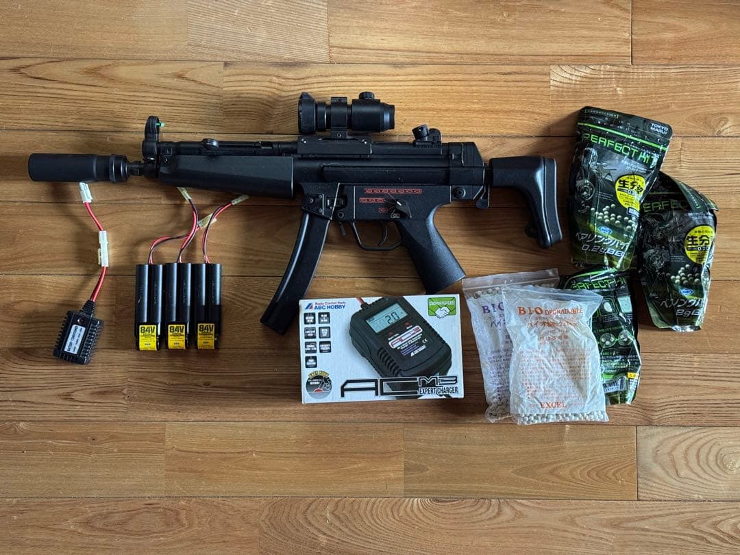 マルイ　電動ガン サイレンサー　スコープ付き