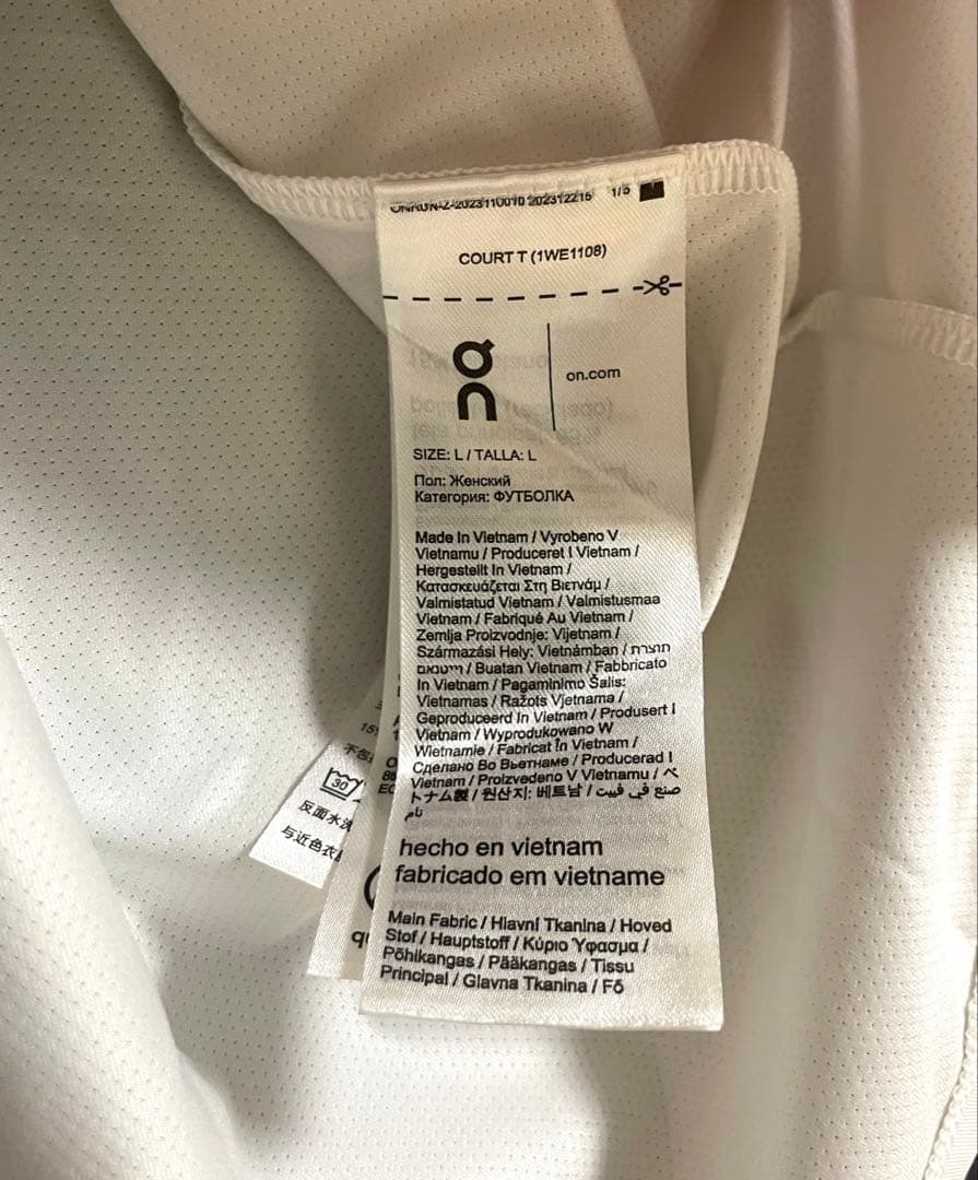 On Court-T テニス 半袖Tシャツ レディース　Lサイズ