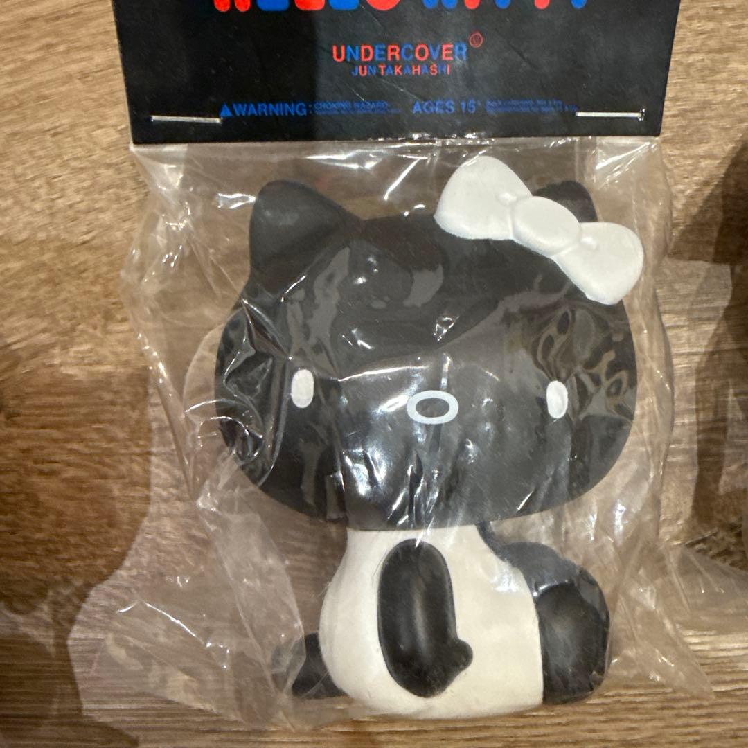 激レア!!UNDERCOVER ハローキティフィギュアNO FACE 3個セット