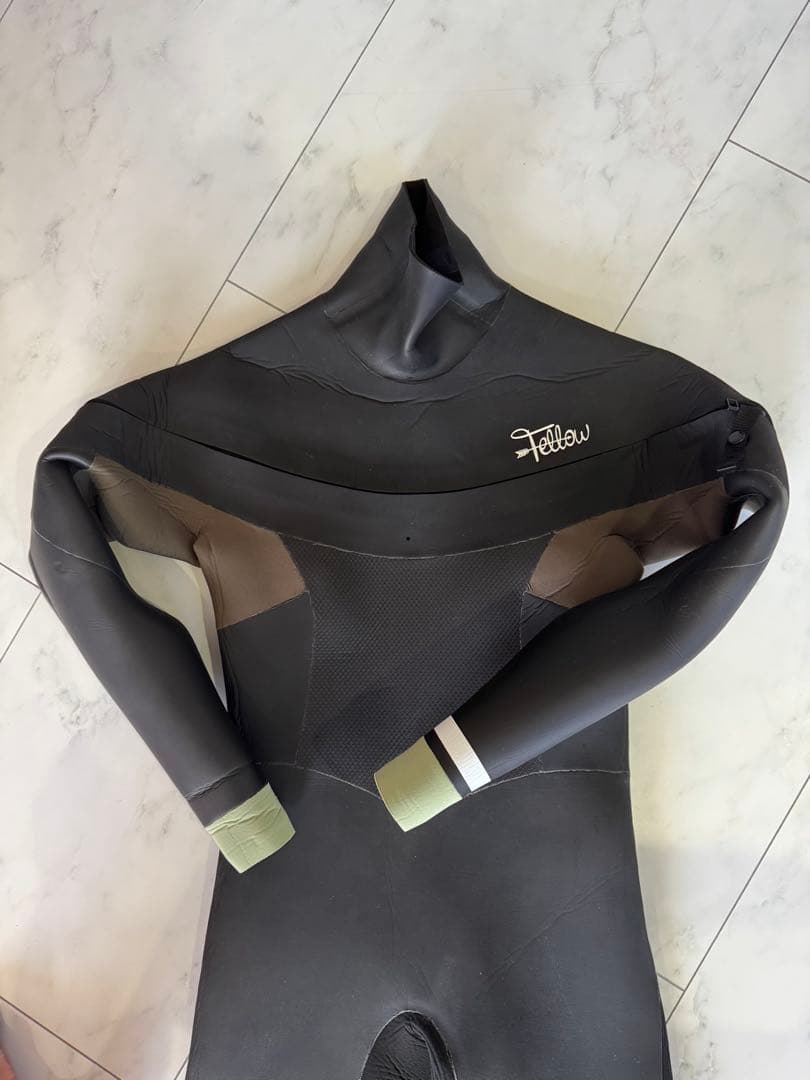 Fellow レディース ウェットスーツ Mサイズ(3mmセミドライ)