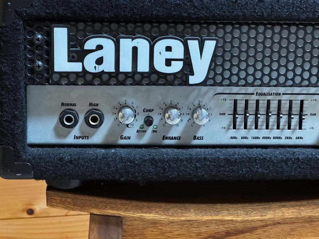 Laney RB9 ベース用アンプ