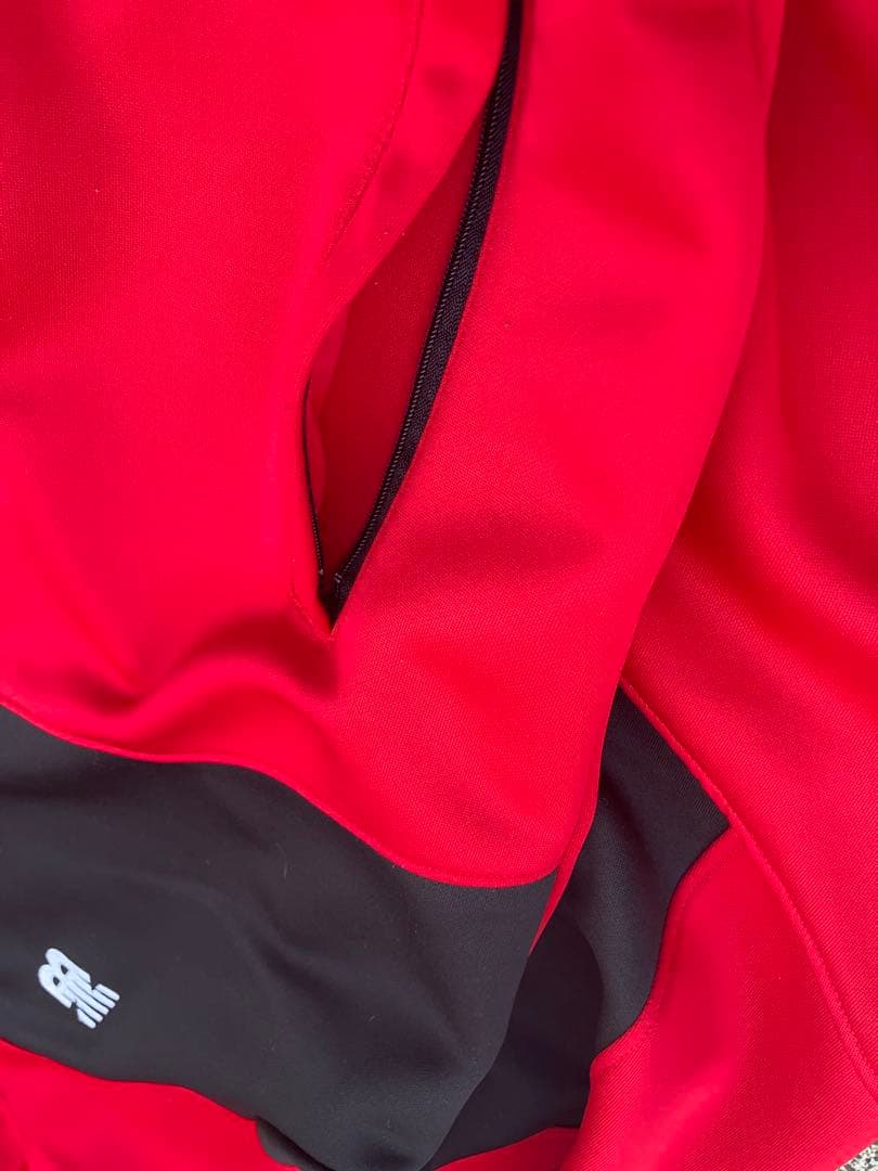 【希少美品】ニューバランス×リバプールFC トラックジャケットM