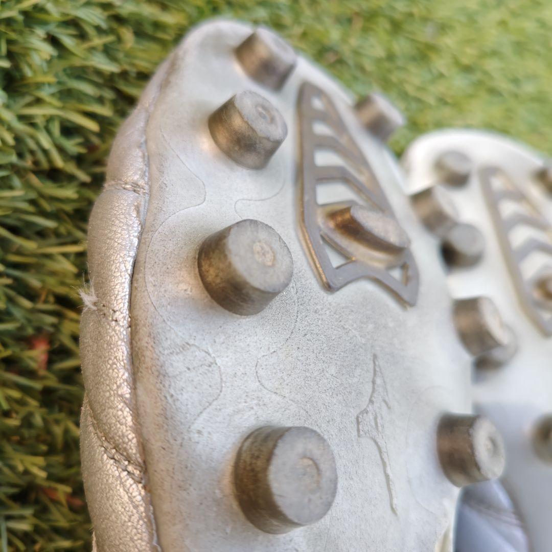 日本未発売 モレリアネオ4 エリート P1GA253204　25.5cm