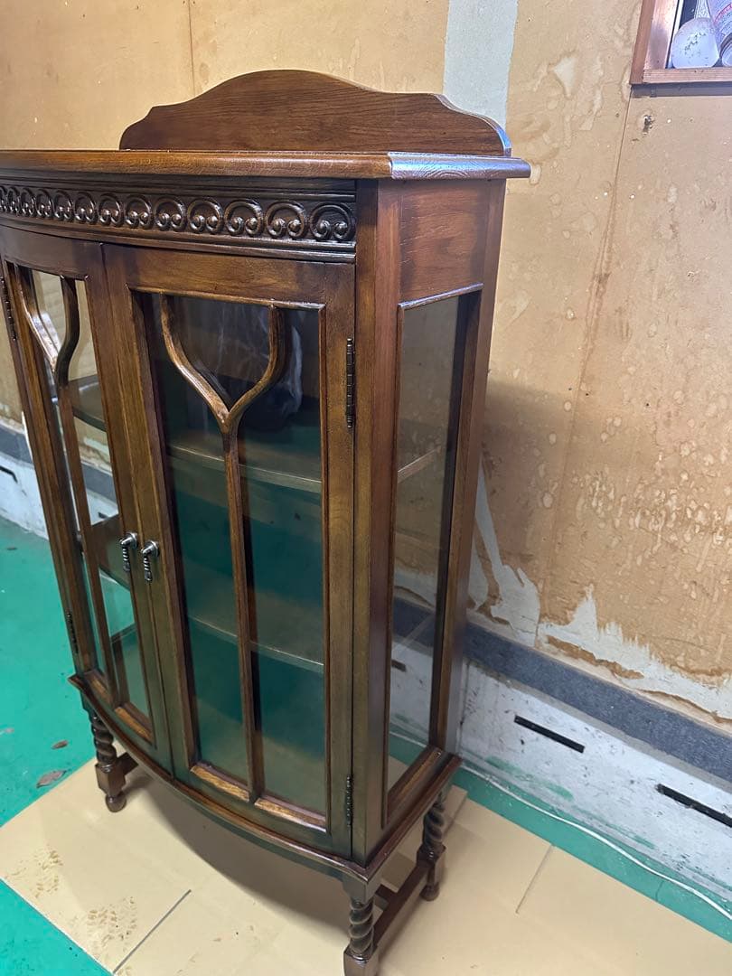 く*み様 木製ガラス扉キャビネット