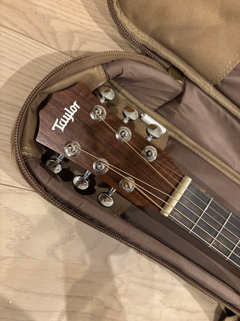 ✨　完全新品未使用　ベイビーテイラー　ギター　BT1