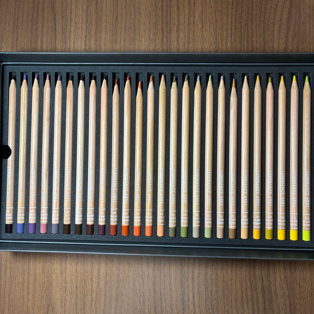 値下げ❗️カランダッシュルミナンス　油性色鉛筆100色セット☆★