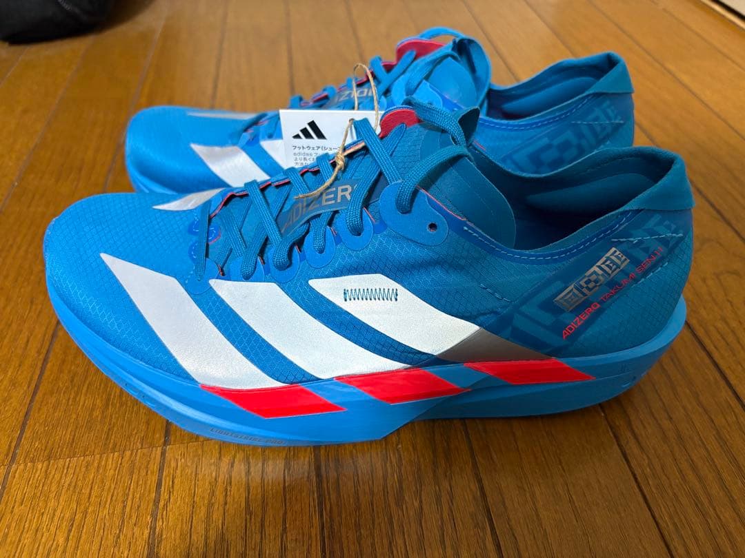 【新品正規品】大特価！アディゼロ TAKUMI SEN 11 W25.0cm