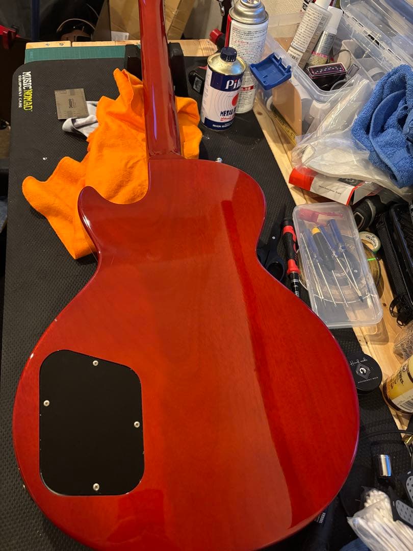 横山健　aloha レスポール　Edwards