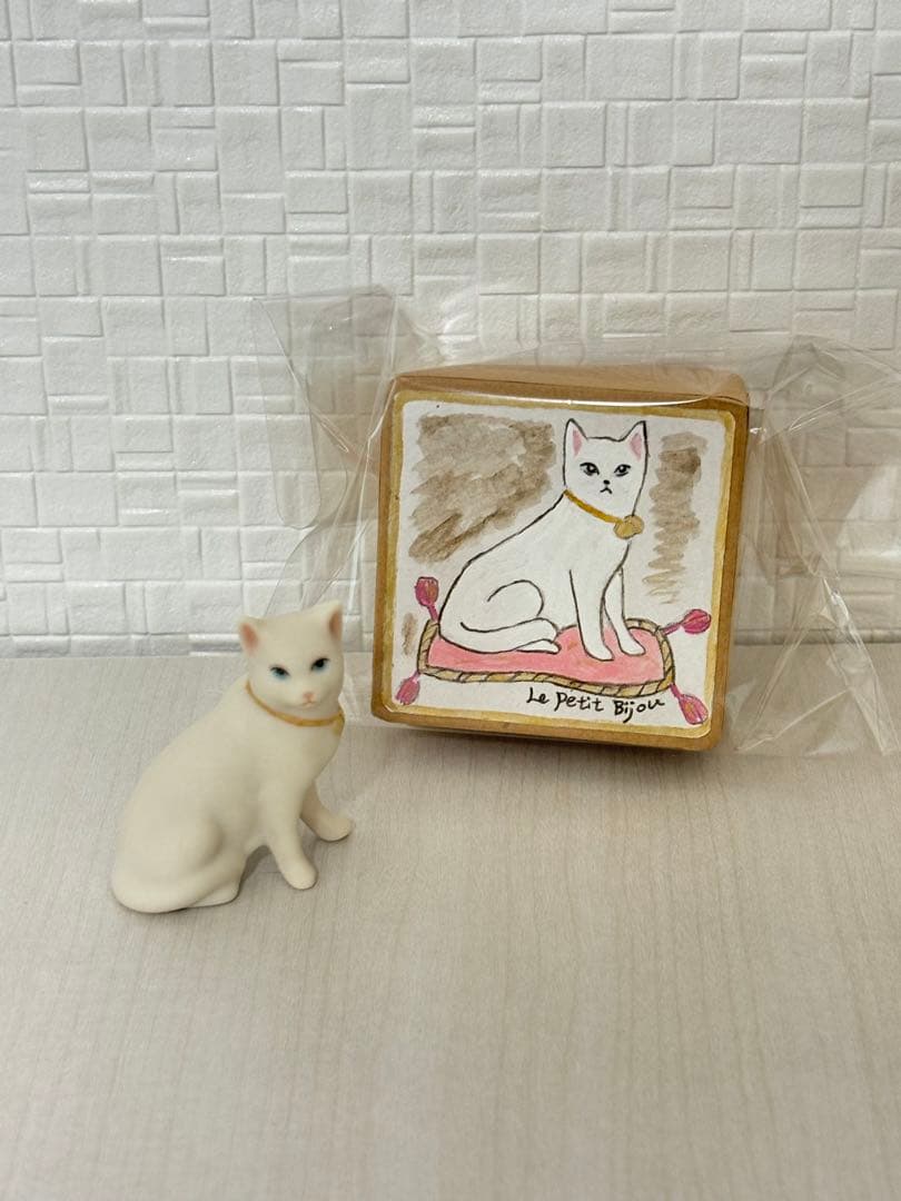 Le Petit Bijou (ル・プチ・ビジュー) 様　ビスクドール　白猫
