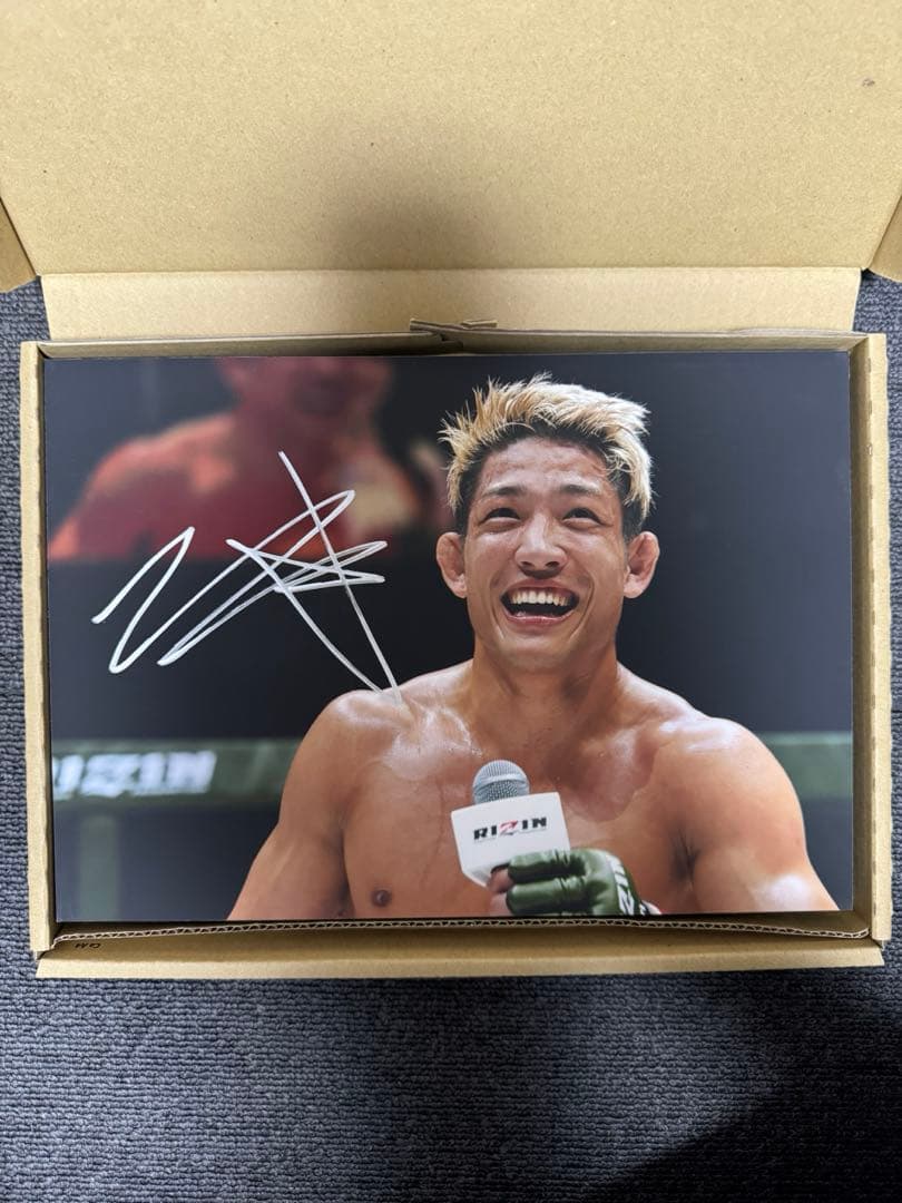 堀江圭功　直筆サイン入りフォトパネル　RIZINくじプラ商品