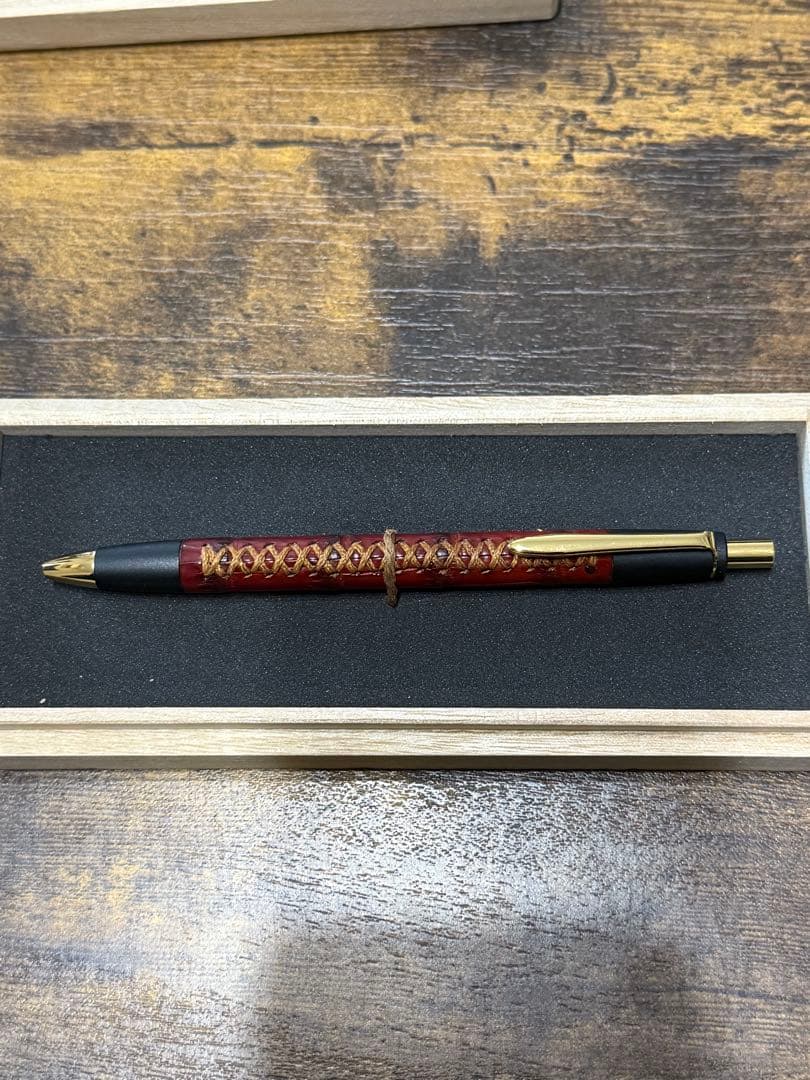 シックザール　MP クロコダイルワインレッド