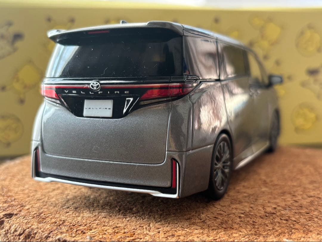 ヴェルファイア カラーサンプル プレシャスメタル 値下げ中