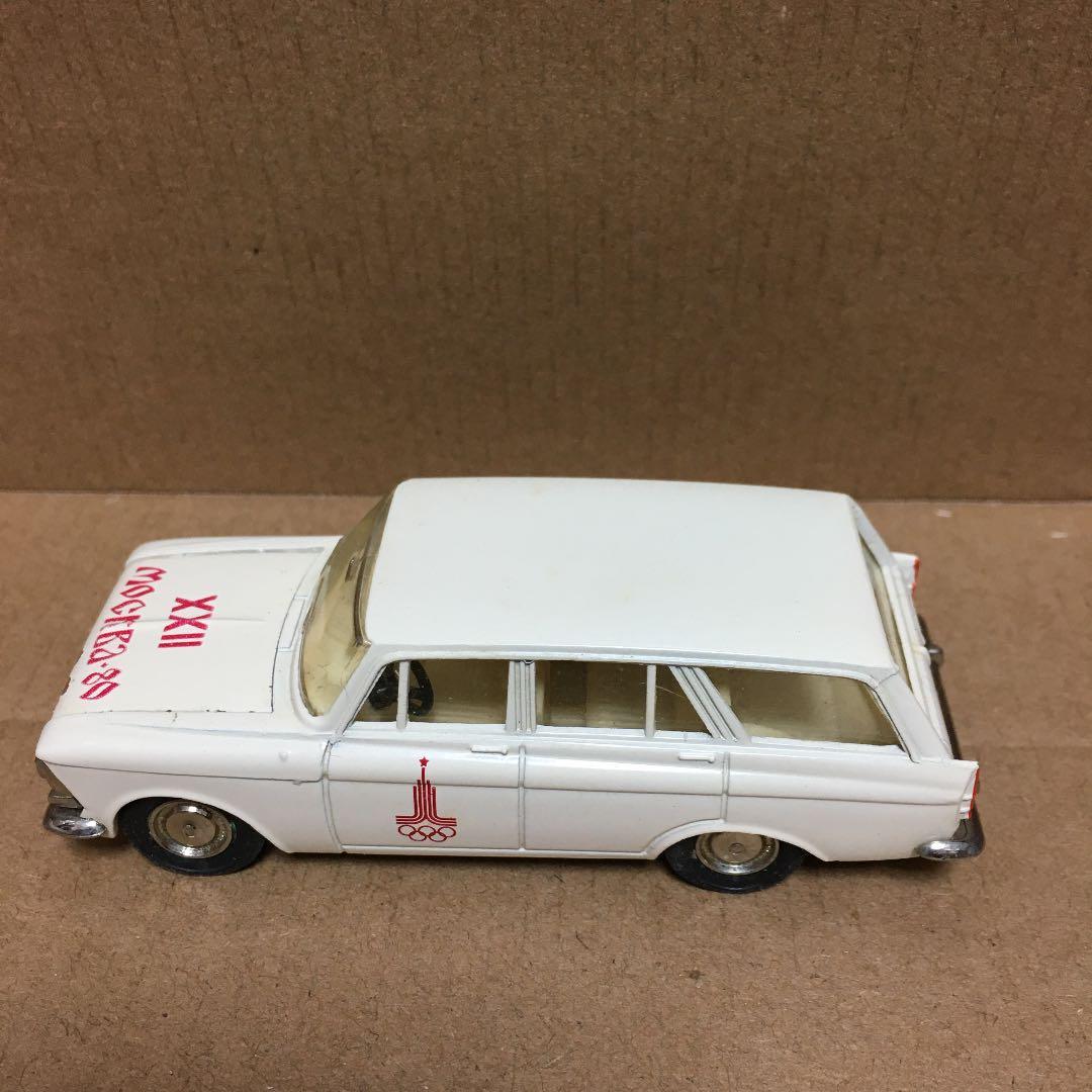 ソ連　ヴィンテージカー　モスクワオリンピック　1980年