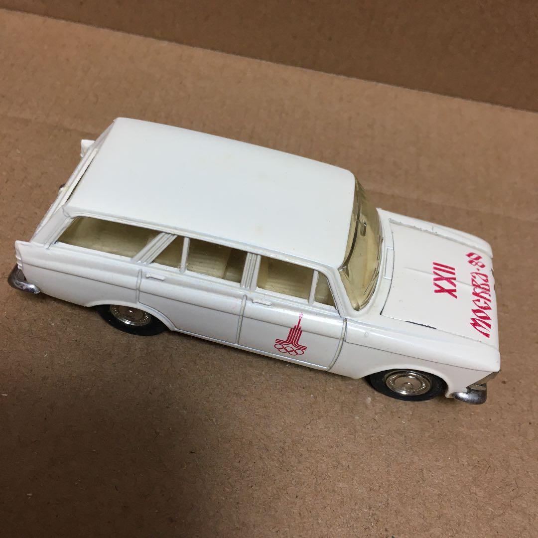 ソ連　ヴィンテージカー　モスクワオリンピック　1980年