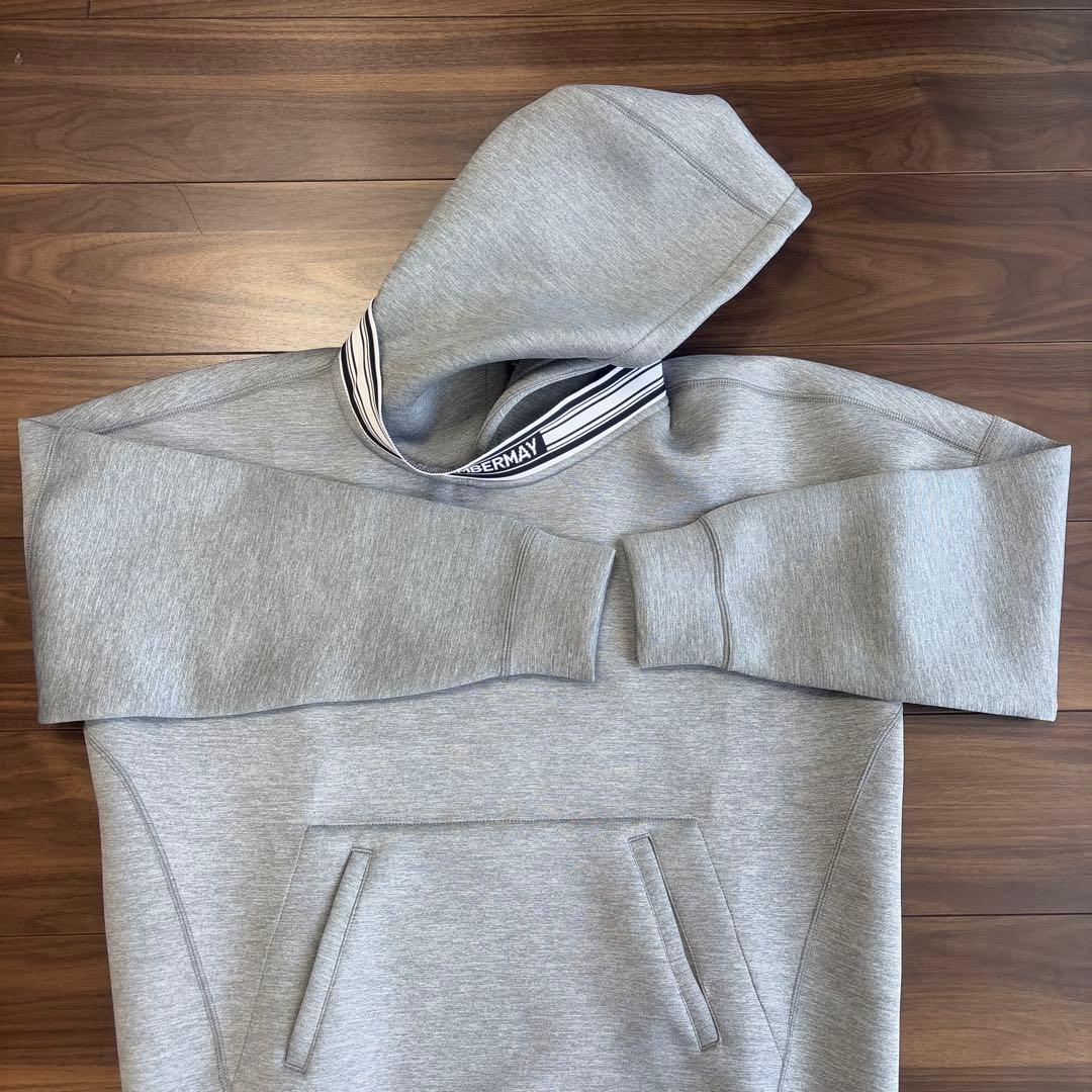 ディセンバーメイ　パーカー　フーディー　メンズM-Lサイズ目安