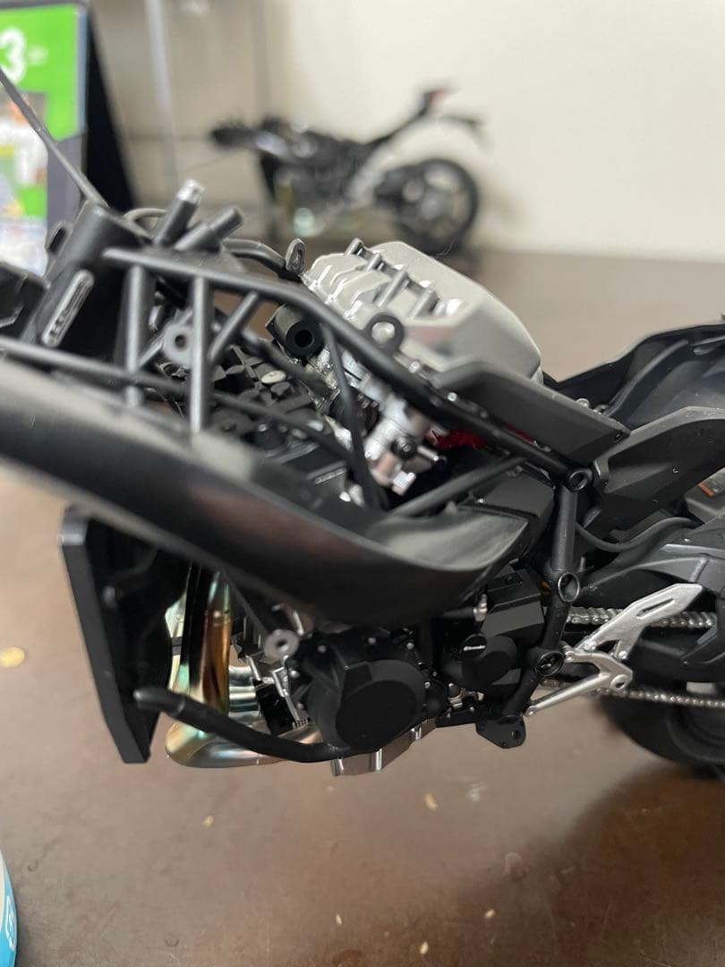 (トップガン マーヴェリック仕様)1/12 カワサキ ninjaH2塗装完成品