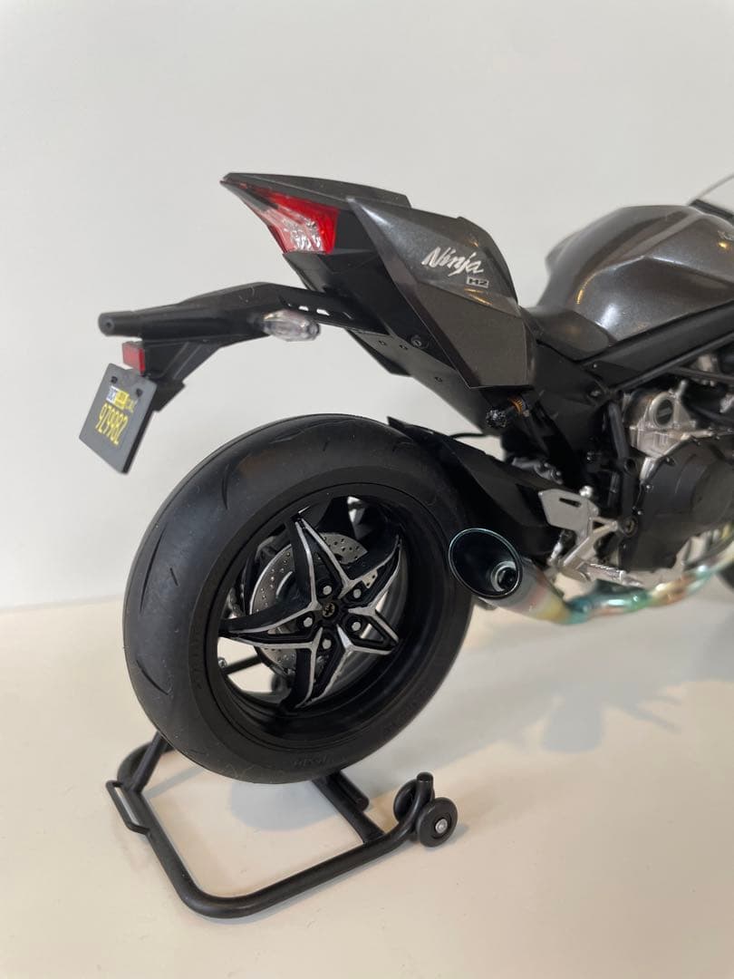 (トップガン マーヴェリック仕様)1/12 カワサキ ninjaH2塗装完成品
