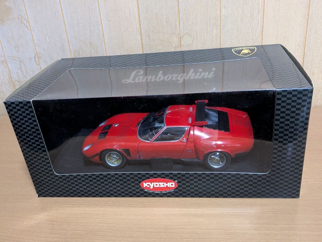 京商 1/18 ランボルギーニ イオタ SVR ≪レッド≫