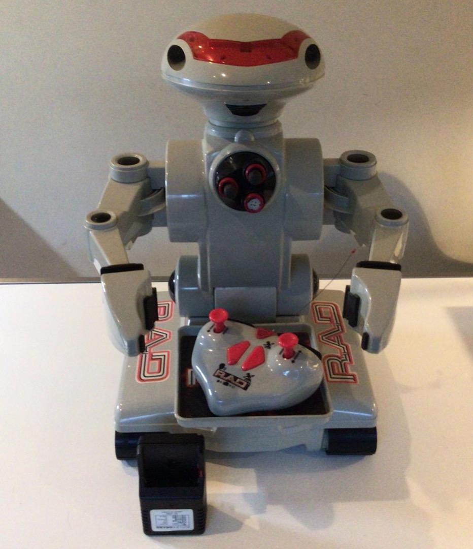 宇宙人がやって来た！RAD バッテリーロボ 音声 光 ショットガン付き